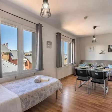 House Sunny Estudio Con Wifi Y Parking Gratis